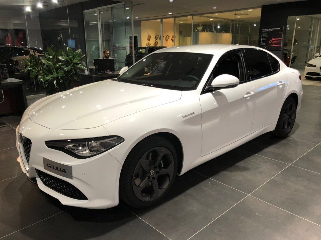 Alfa Romeo Giulia 2 2 Turbodiesel 210 Cv At8 Awd Q4 Veloce