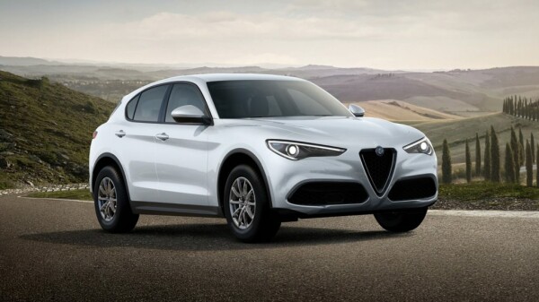 Stelvio 2.2 TD 160 CV AT8 RWD Sprint}