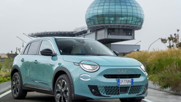 600 Hybrid MHEV La Prima}