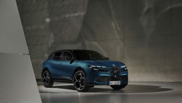 Junior 156 CV BEV Speciale}