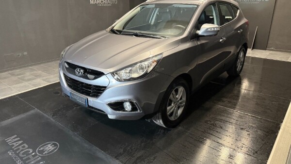 iX35 1.7 CRDi 2WD Style}