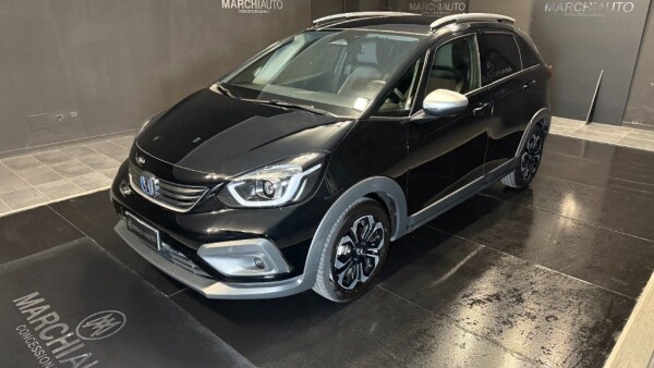 Jazz 1.5 Hev Crosstar eCVT Executive}