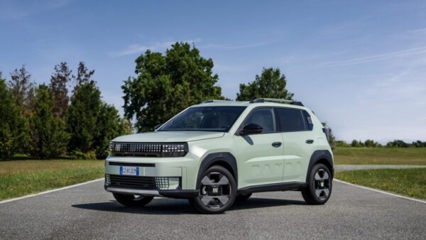 Grande Panda 1.2 100 CV S&S La Prima}