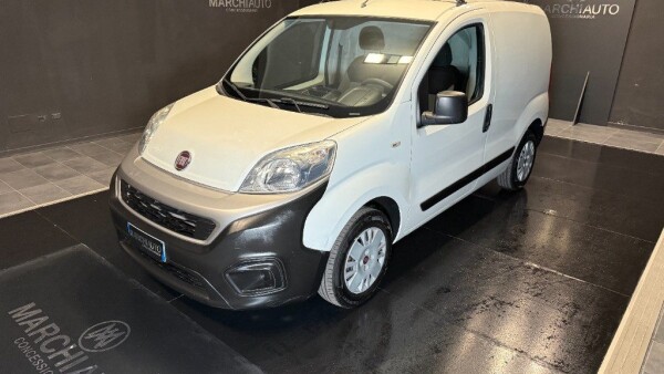 Fiorino 1.3 MJT 80CV Cargo SX}