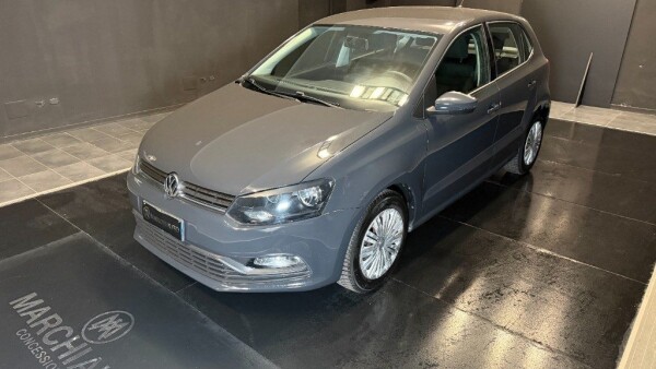 Polo 1.0 MPI 5p. Trendline}