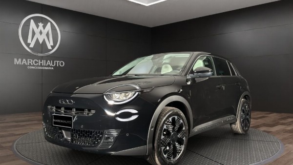 600 Hybrid 110 CV DCT MHEV La Prima}