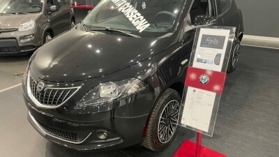 Offerte in Evidenza Marchi Auto - Ypsilon 0.9 TwinAir 70 CV metano Gold - Immagine 0