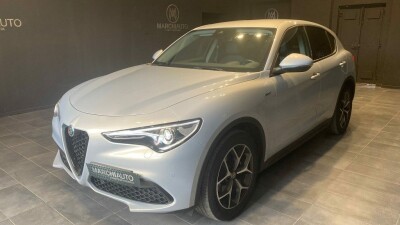 Offerte in Evidenza Marchi Auto - Stelvio 2.2 Turbodiesel 190 CV AT8 Q4 Sprint - Immagine 0