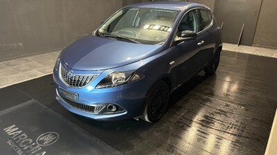 Offerte in Evidenza Marchi Auto - Ypsilon 1.0 FireFly 5 porte S&S Hybrid Ecochic Silver - Immagine 0
