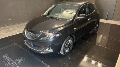 Offerte in Evidenza Marchi Auto - Ypsilon 1.0 FireFly 5 porte S&S Hybrid Gold Plus - Immagine 0